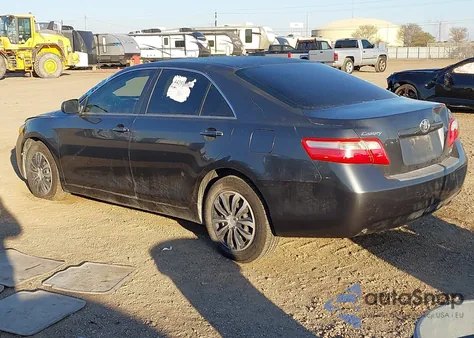 2007 Toyota Camry Le z USA, uszkodzony, nr VIN 4T1BE46KX7U711813